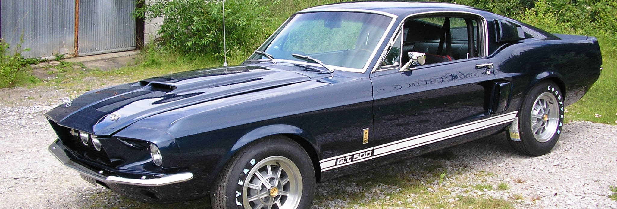 V8 Muscle car restoration to concours & award winning standard